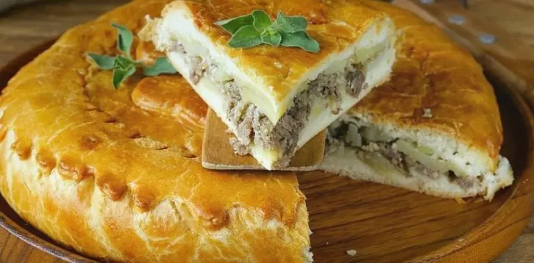 Пирог с картошкой и с сыром рецепт с фото